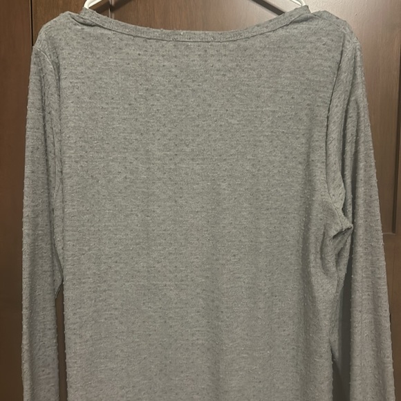 Women’s Textured Top - Picture 5 of 6